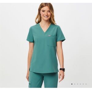 Figs Catarina Cactus Scrub Top